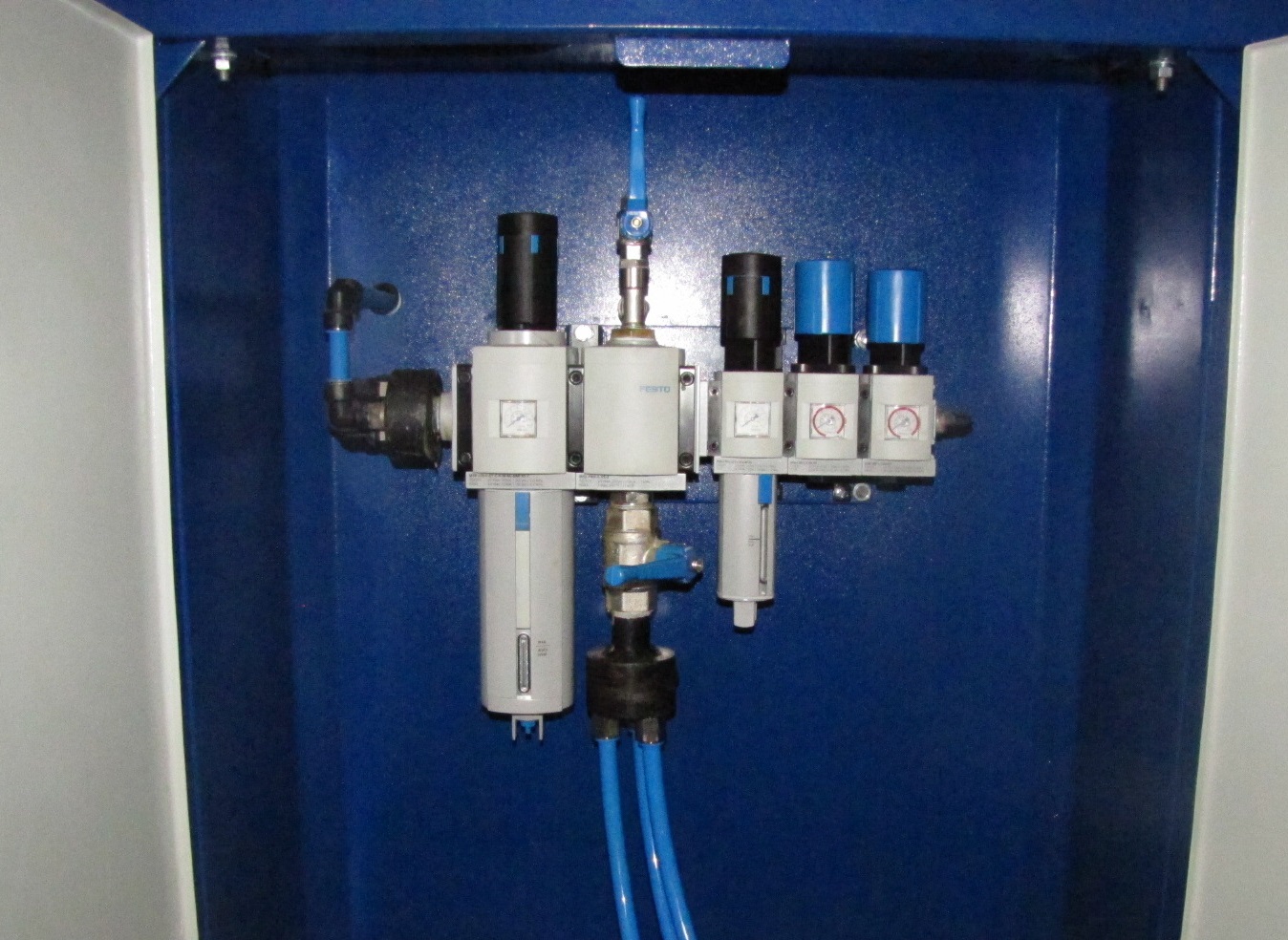 Автоматизированный стенд для испытания автотормозного оборудования с ПК СТ.441419.508